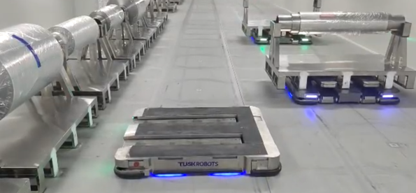 托盘搬运AGV可以在工业和制造业等领域中发挥重要作用